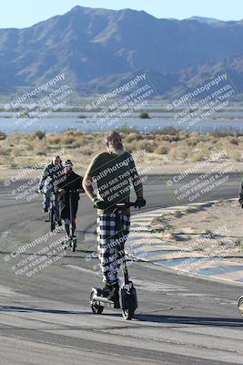 media/Jan-15-2026-Racers Edge (Thu) [[dfebeb70ab]]/1-Around the Pits-Track Walk/